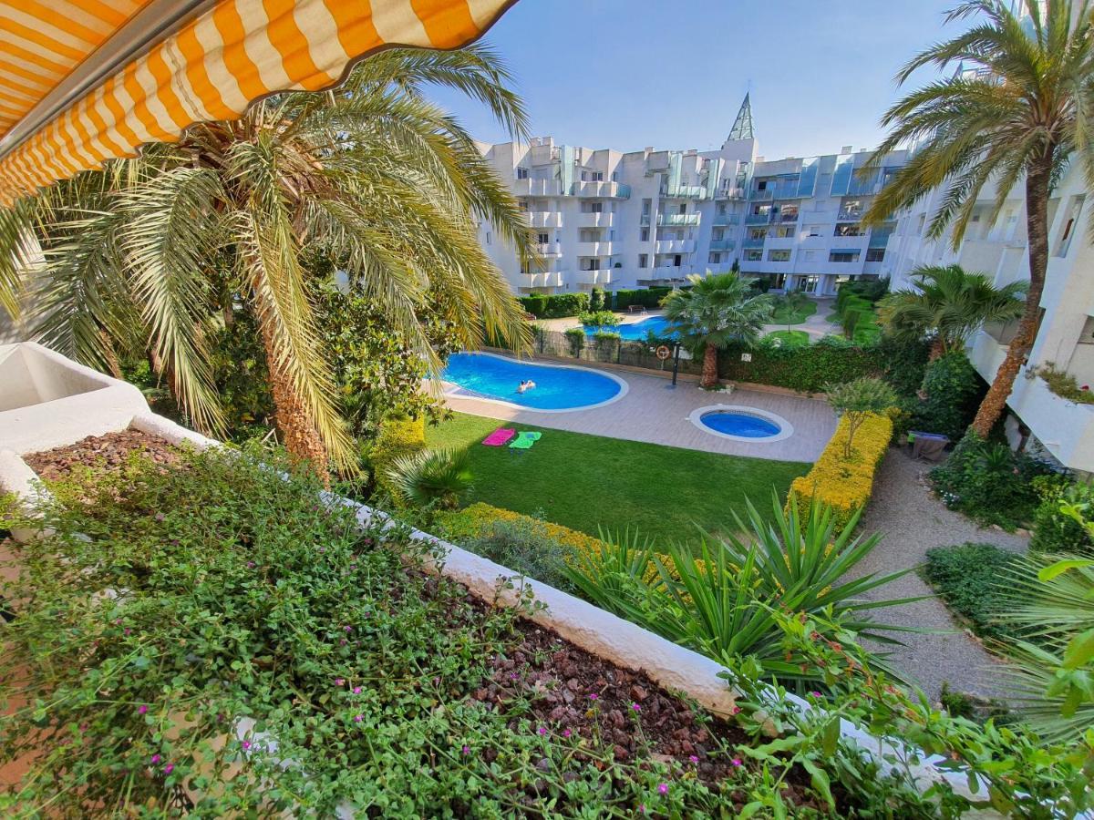 Apartamento Royal Marine Deluxe Росес Екстериор снимка