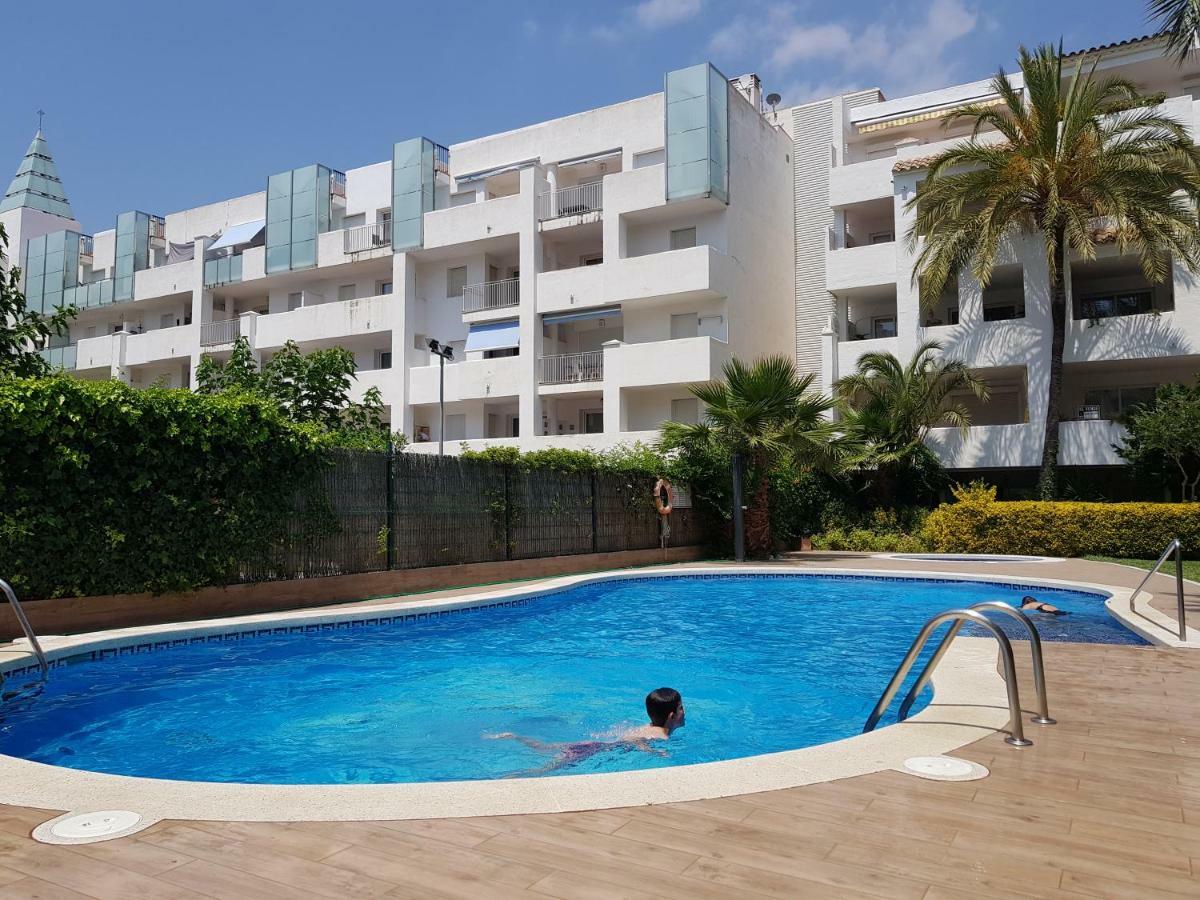 Apartamento Royal Marine Deluxe Росес Екстериор снимка